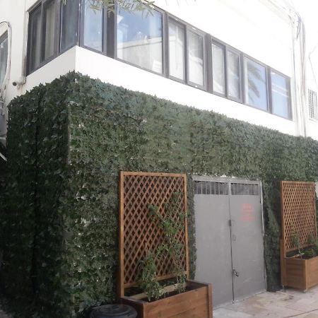 German Colony Guest House- Private And Dorm Rooms Haifa Luaran gambar