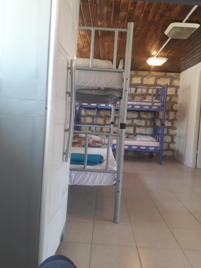 German Colony Guest House- Private And Dorm Rooms Haifa Luaran gambar